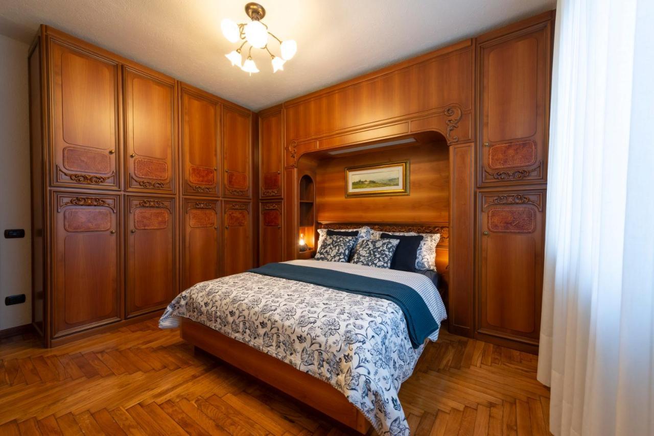 Villa Mara - Aosta - 200 Mq - Wifi - Jacuzzi - Parcheggio - Giardino Екстер'єр фото