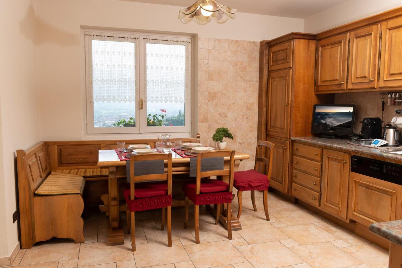 Villa Mara - Aosta - 200 Mq - Wifi - Jacuzzi - Parcheggio - Giardino Екстер'єр фото